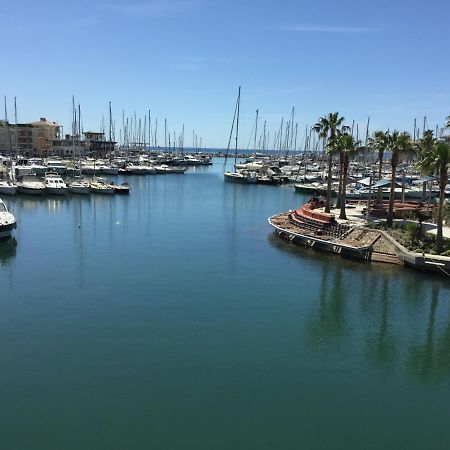 Mistral Gagnant Apartment Frejus Bagian luar foto