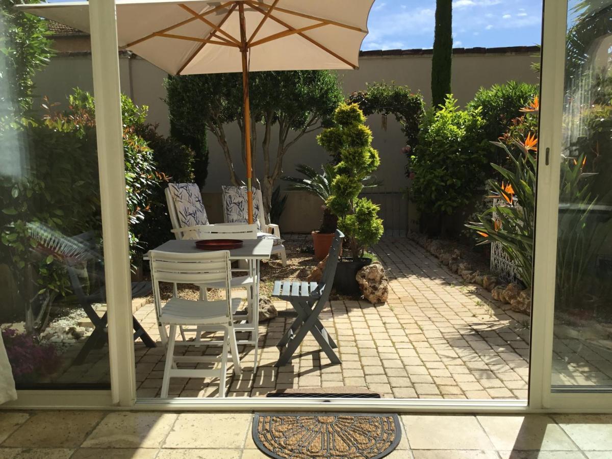 Mistral Gagnant Apartment Frejus Bagian luar foto
