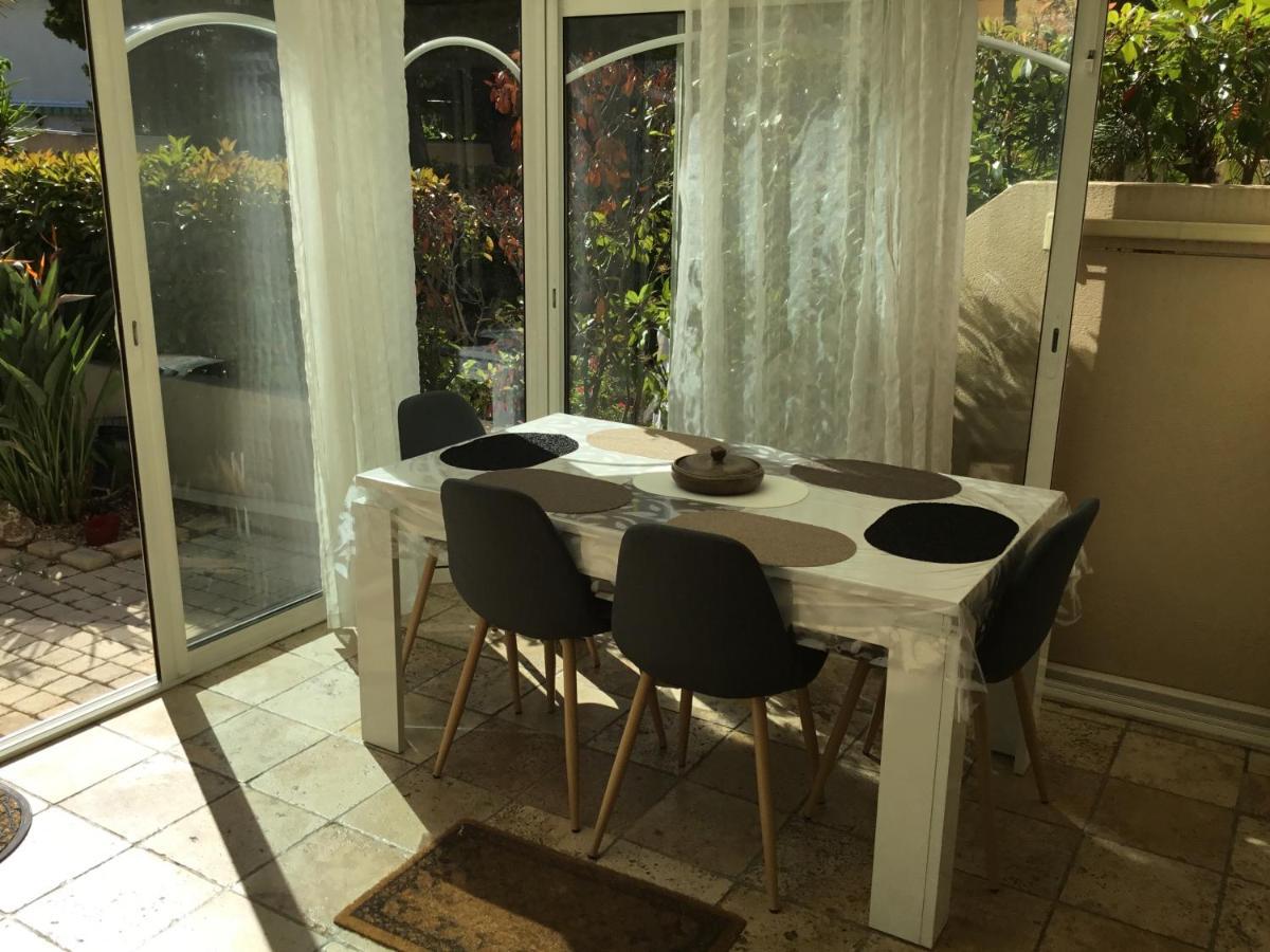 Mistral Gagnant Apartment Frejus Bagian luar foto